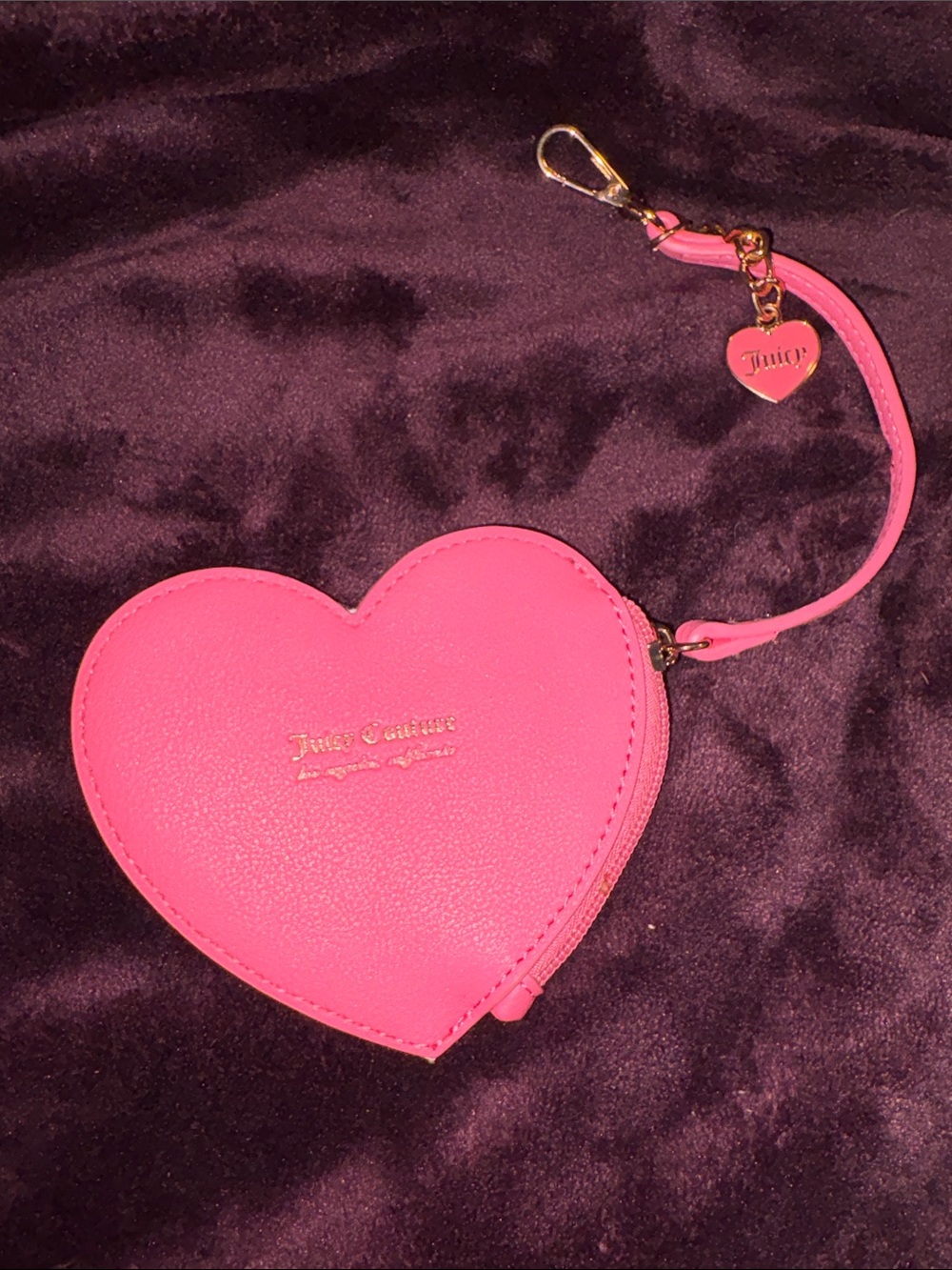 NWOT Juicy Couture Pink Heart Wristlet Coin Purse